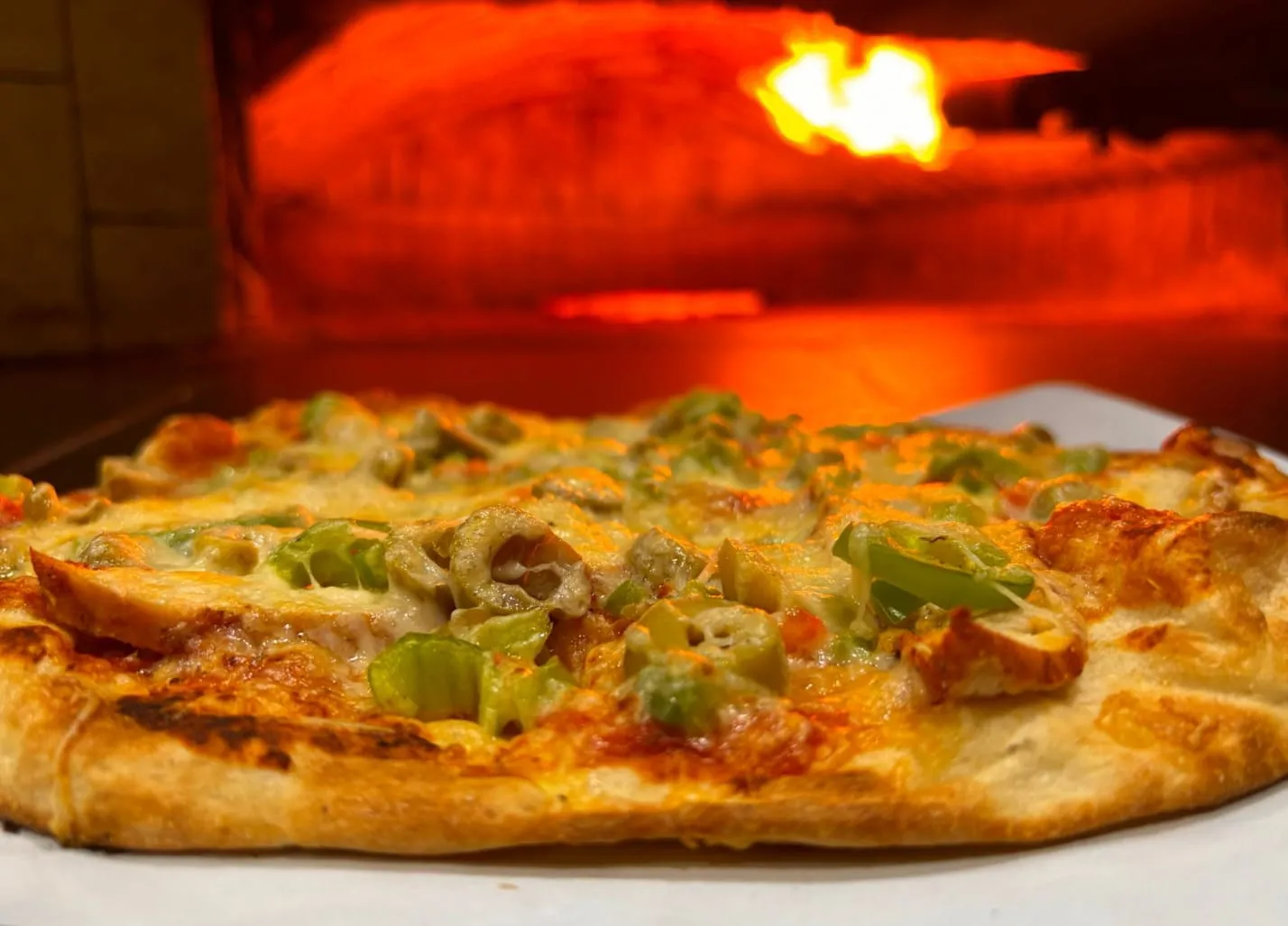 بيتزا عيمك ستيك